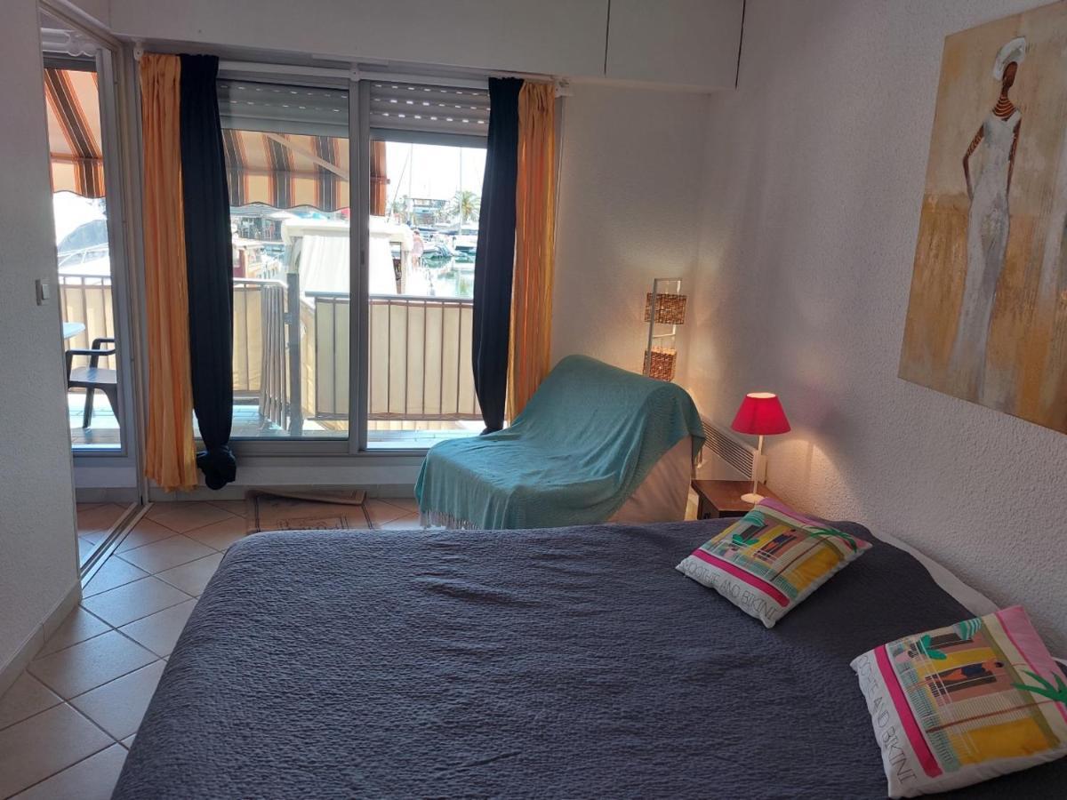 BLEU AZUR Appartement 3 étoiles Hyères Exterior foto
